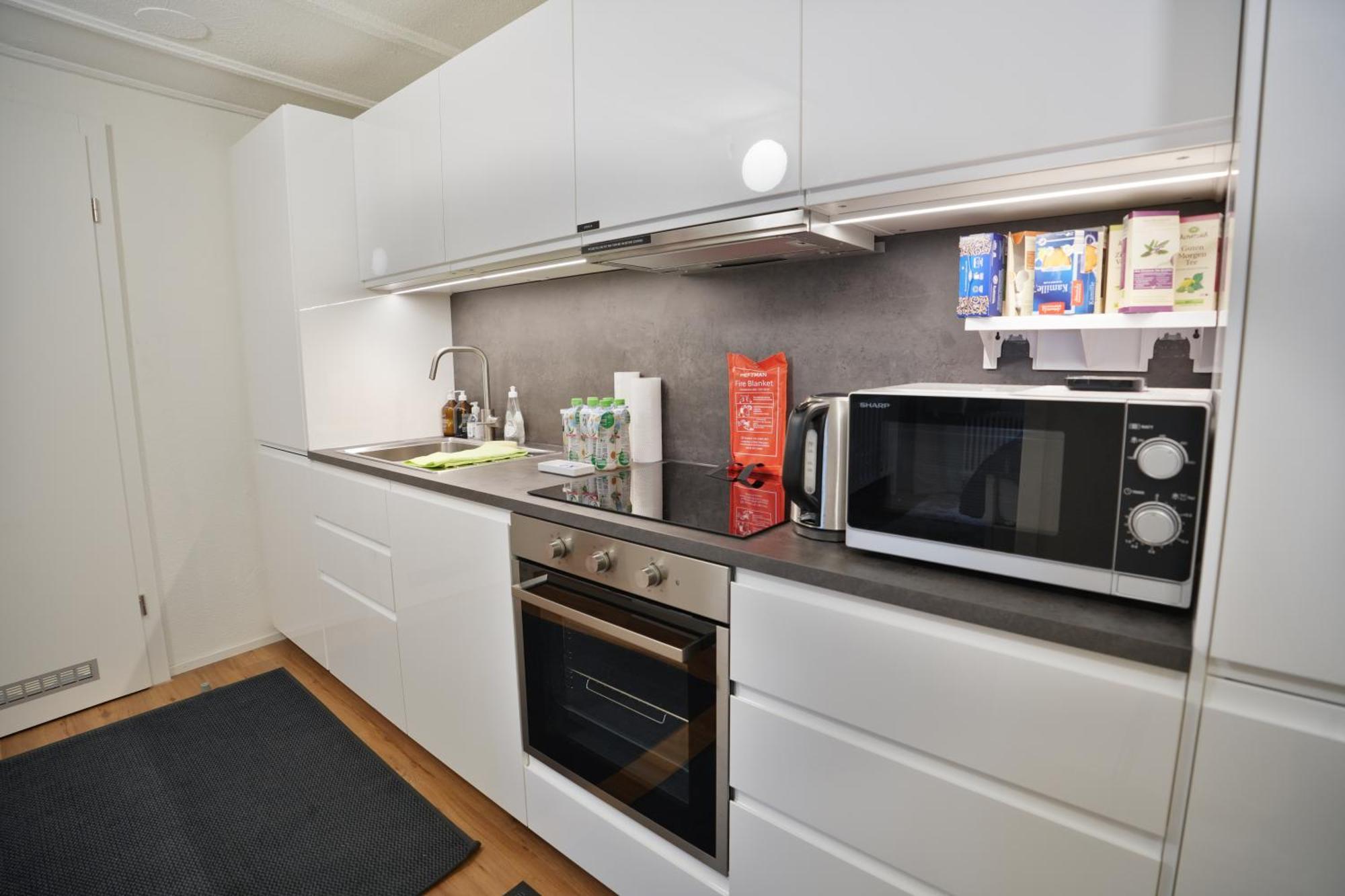 Cozy City Center, 4 Bedroom- 120Sq, 5Min Walk To Main Station Basel Ngoại thất bức ảnh