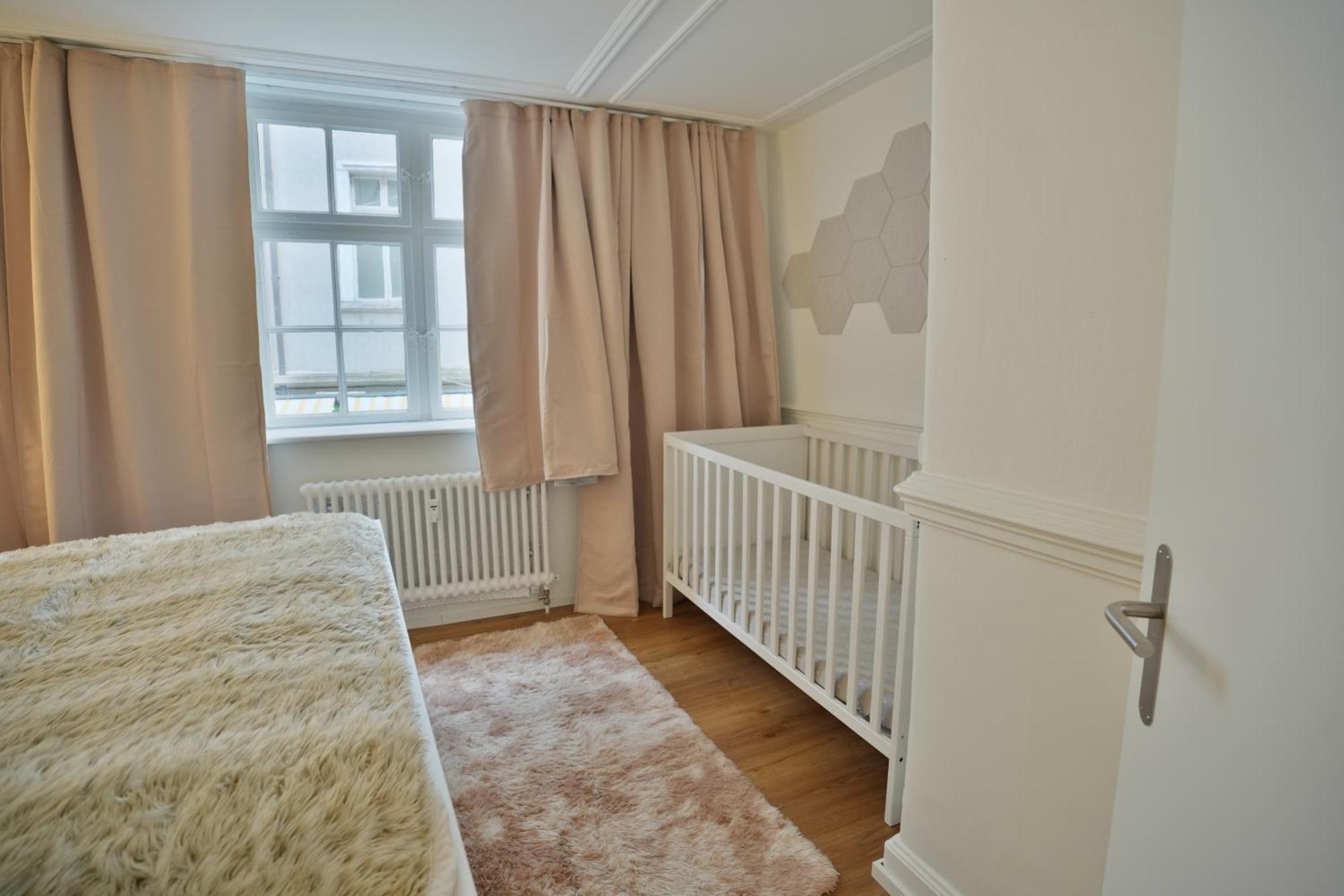 Cozy City Center, 4 Bedroom- 120Sq, 5Min Walk To Main Station Basel Ngoại thất bức ảnh